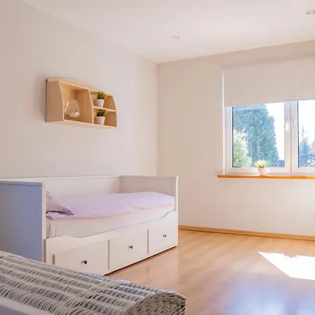 Ferienhaus Caloroczny Przytulny Dom Jednorodzinny Przy Plazy I Marinie Dziwnów